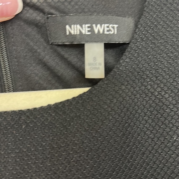 Adorable polka dot dress - Picture 2 of 7